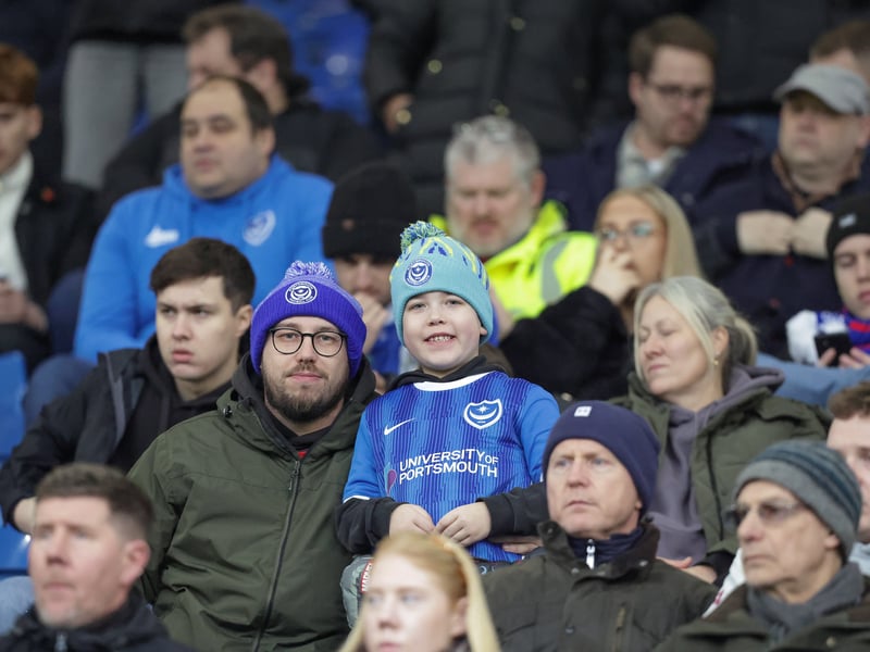 Brilliant pictures of Portsmouth faithful backing side at Sheffield Wednesday