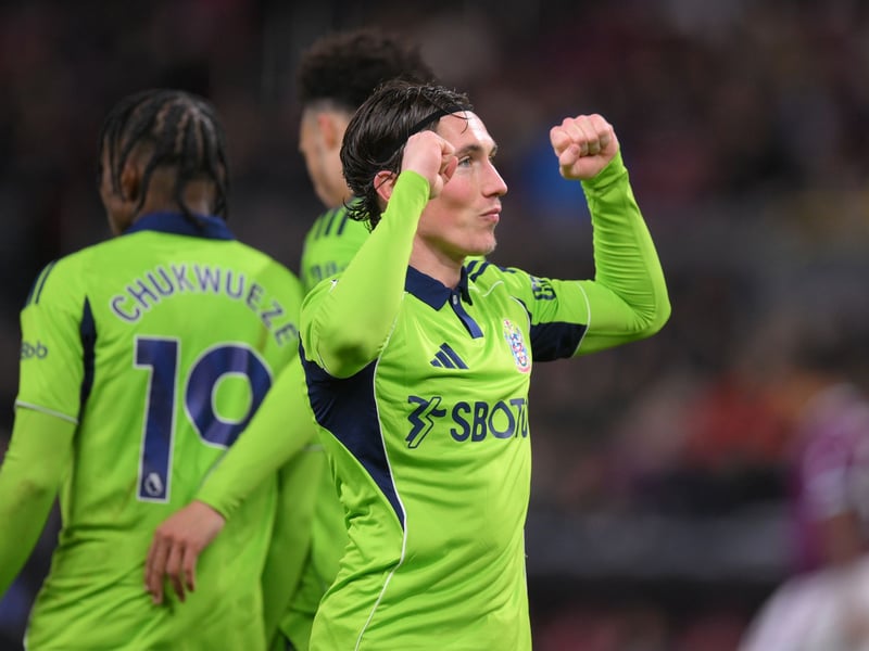 ChatGPT: "Leeds have renewed interest in Wilson, a Premier League-proven player who wants out of Fulham. He offers set-piece quality, chance creation, and experience — all valuable for survival football."