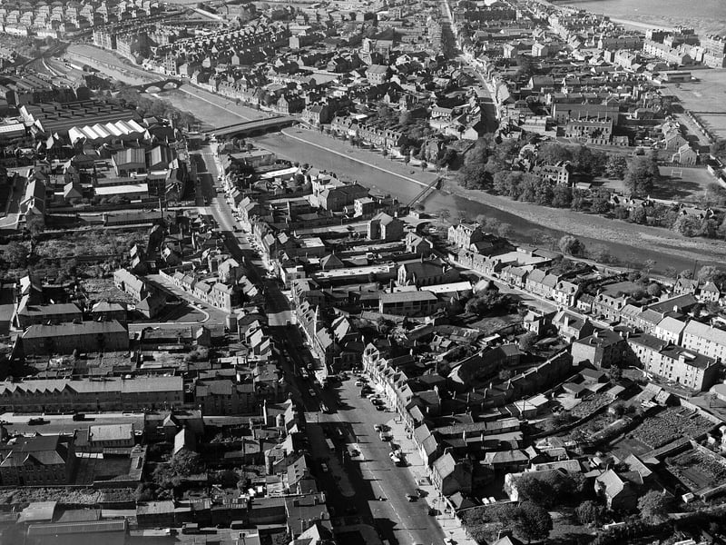 An aerial view of Musselburgh taken in October 1961.