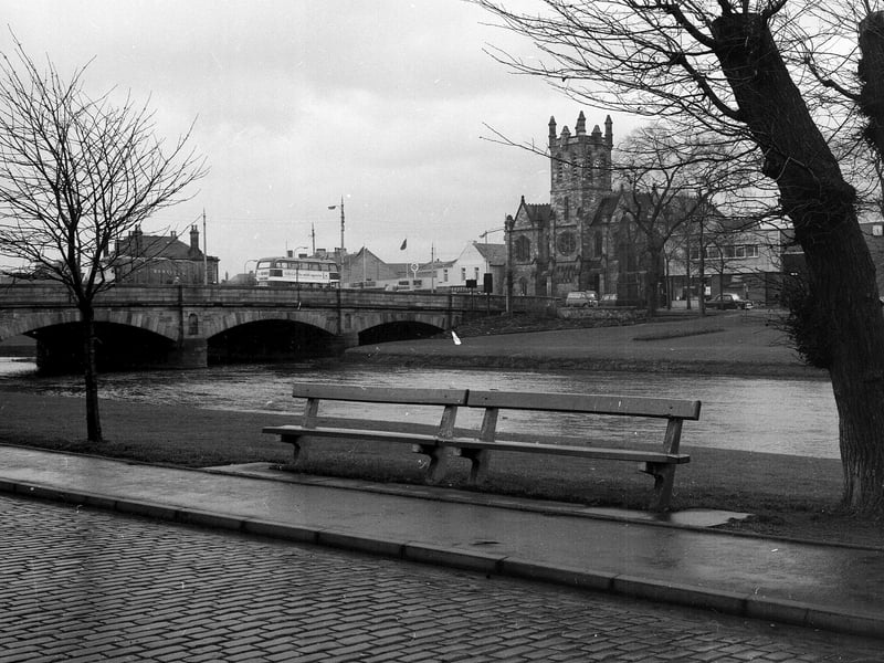 The bridge over the River Esk at Musselburgh in 1964.
