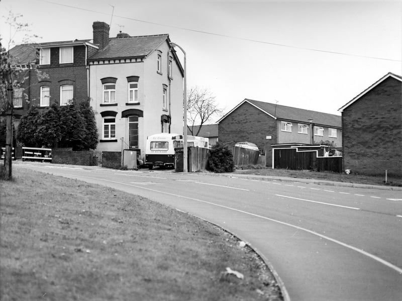 Looking towards Hall Lane from Green Lane in May 1988, showing on the left a terrace of houses numbered 6 - 2 Hall Lane. Ice cream vans are parked in the yard of no. 2.