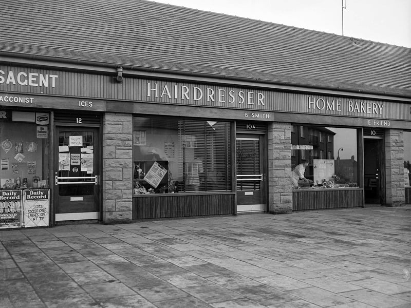 The exterior of Smiths Hairdressing Salon in Groathill Road in February 1960.
