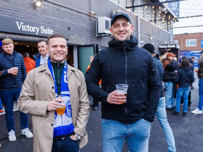 Pictured: Portsmouth Fans before the Game
Picture:Marcin Jedrysiak