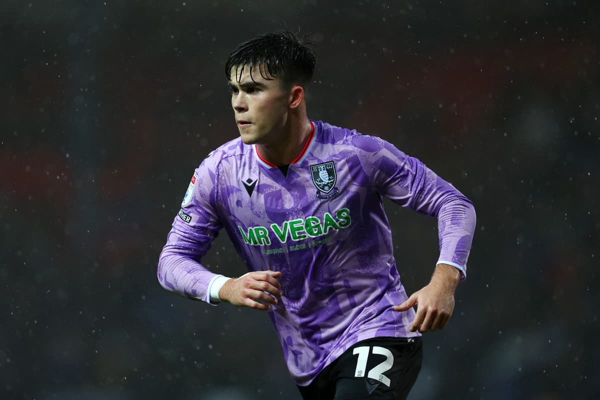 'Impressed' - Norwich City boss makes Harry Amass admission after signing ...