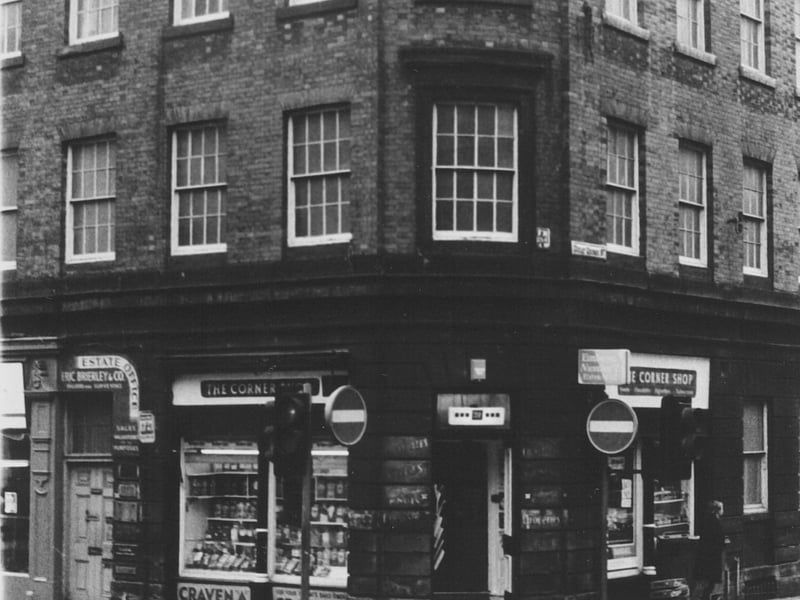 Buildings on the corner of Cookridge Street and Great George Street in March 1989.
