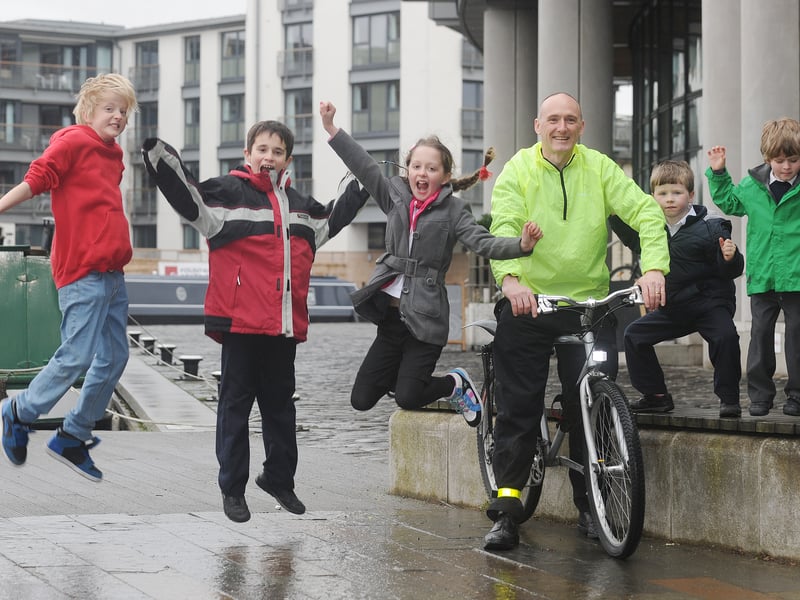 Pupils from Tollcross Primary School joined transport convener, Cllr Gordon Mackenzie in March, 2011, to promote the benefits of the recent investment into the Fountainbridge/ Gardner's Crescent Junction.