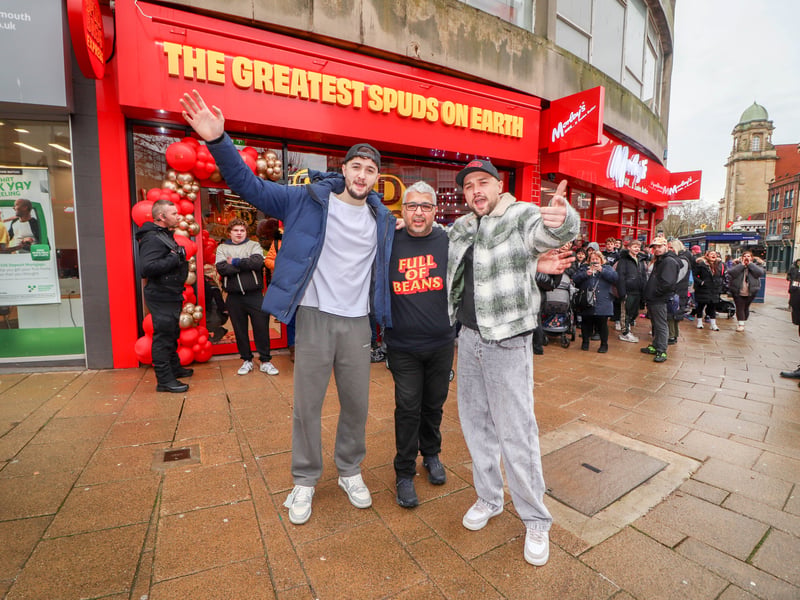 TikTok sensations the SpudBros have visited the city to support a local business owner who opened his SpudBros franchise 
on January 26, 2026. 


Pictured: Harley and Jacob Nelson with franchisee Sunny Bassi


Picture: Habibur Rahman