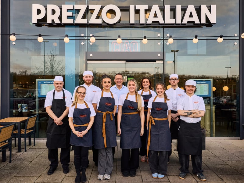 Prezzo Italian, Whiteley, has seen the new year in with a stunning new look and a refreshed menu. 

Pictured: Staff members at the newly improved Prezzo in Whiteley. 
