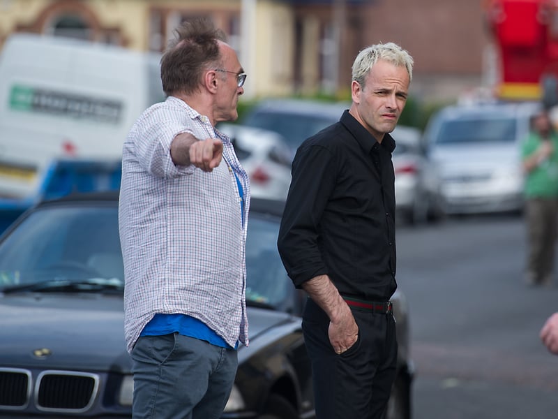 When Trainspotting was first released in 1996, many fans were shocked to discover that Simon ‘Sick Boy’ Williamson was in fact played by Englishman Jonny Lee Miller. The young actor reprised his role for T2, once again recreating his spot on Edinburgh accent.
