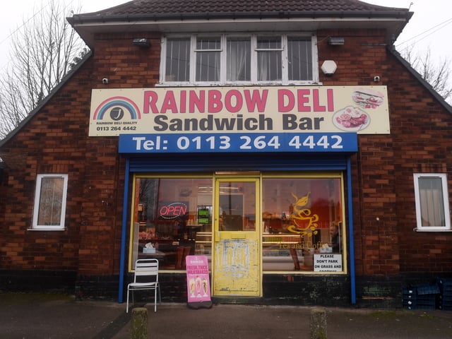 Described by regulars as "delicious and outstanding," this deli is a top recommendation for a proper Leeds breakfast. The XL Full English is legendary among locals, and the customer service is frequently cited as being top-notch. 🍽️ 971 York Rd, Seacroft, Leeds LS14 6HW 