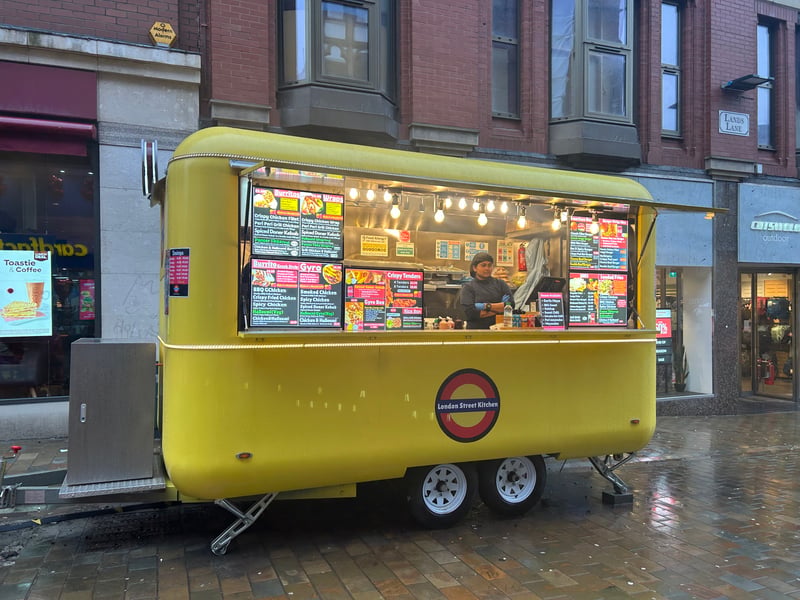 This top-rated food truck on Lands Lane serves gyros, burgers, burritos and loaded fries - with plenty of options for £5.99 or less. The truck has been so popular that London Street Kitchen was able to expand a few years back, opening its first permanent restaurant in Hyde Park.