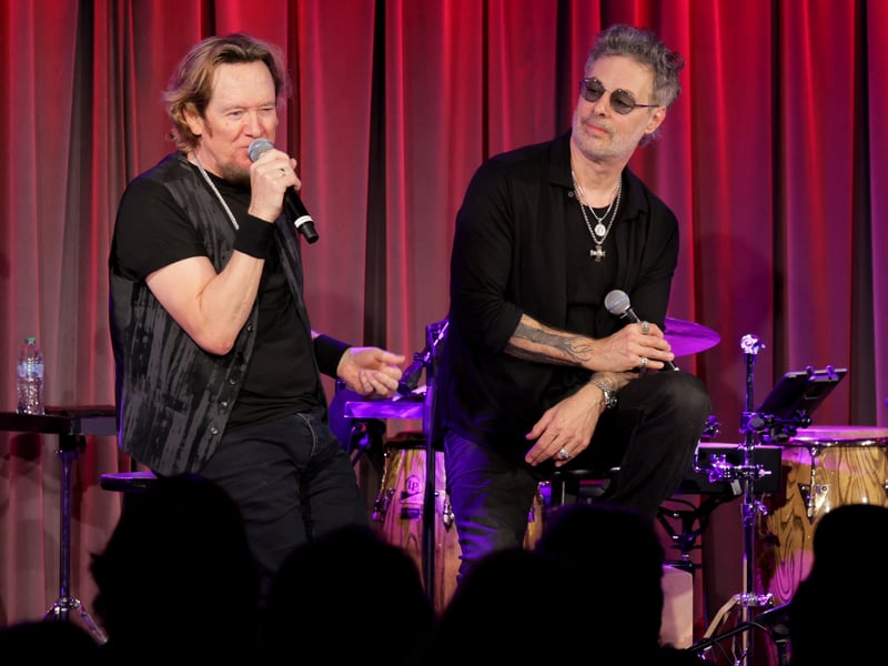 Supergroup duo Smith/Kotzen – formed of Iron Maiden’s Adrian Smith and solo artist Richie Kotzen – will play SWG3 Galvanizers on Sunday, February 15.