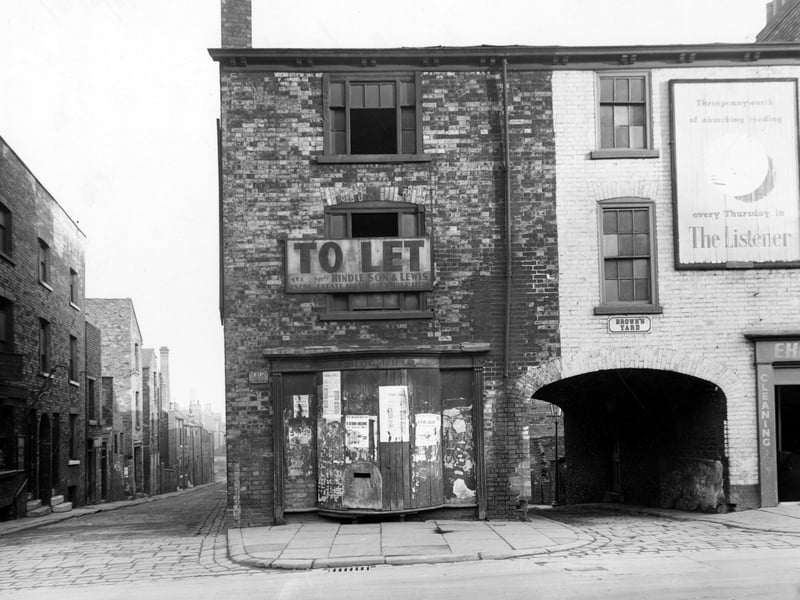 The east side of North Street in November 1947 showing Browns Yard, St.Lukes Street and 'Bloomfields Bakery'.