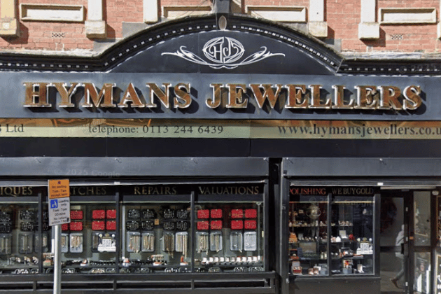 Hyman’s is a 40-year-old family institution that bridges the gap between luxury watch retail and fine gold jewellery. They are particularly popular for their curated 'Valentine's Collection,' which often features elegant heart-themed keepsakes and his and hers gift options. 💍 Call Lane, Leeds LS1 7BT