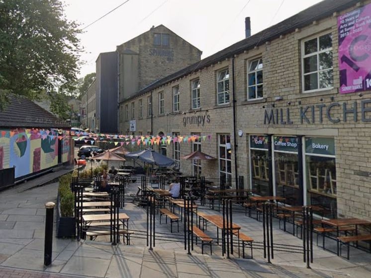 Located in the heart of the Sunny Bank Mills complex, this community-focused café serves up wholesome, scratch-made food using the finest seasonal Yorkshire produce. Their leek rarebit on sourdough and signature vegan pain au chocolat are local legends for a reason 🍴 83-85 Town St, Farsley, Pudsey LS28 5UJ