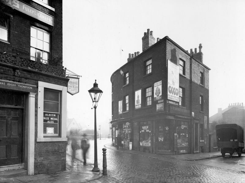 This view from November 1937 looks towards junction with Wade Lane from Rockingham Street. The Rockingham Arms Public House can be seen on the left, with the licensees name displayed as Thomas Edgar Thompson.