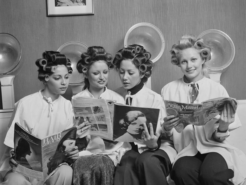 A shampoo and set would have cost you about £1.50 in 1971, while a men's haircut was around 35p. Today, a shampoo and set at a salon is typically priced between £16 and £25, while a men's haircut costs between £10 and £25.