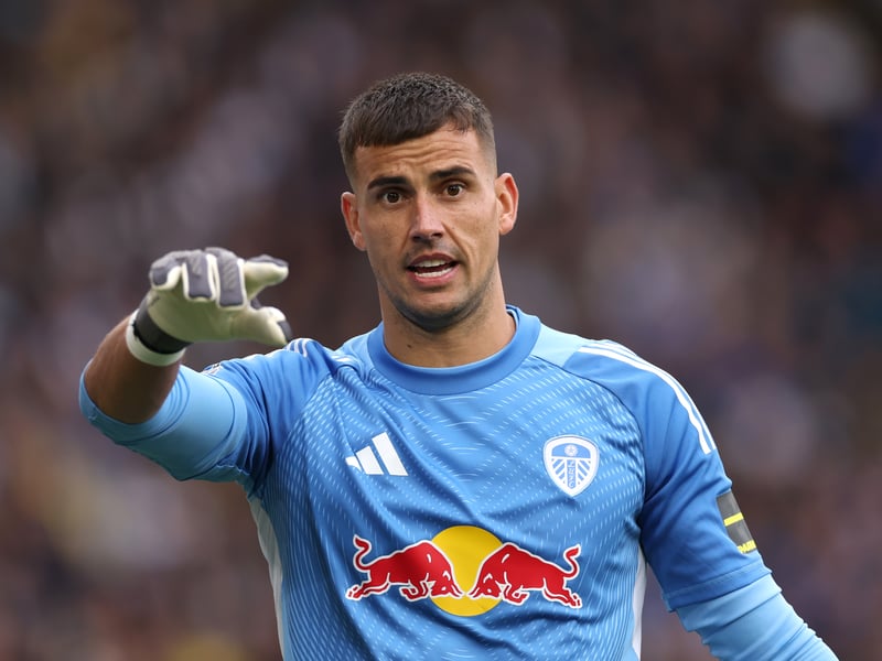 Expected to keep his starting place despite Lucas Perri's FA Cup heroics at Birmingham. Done nothing to be dropped since that Arsenal error.