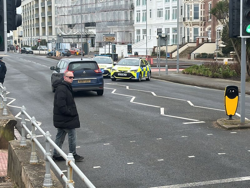 A cordon was set up by police from the Coffee Cup in Eastney to the other side of Canoe Lake.
