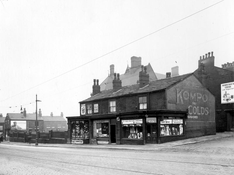 York Road in November 1938. On the left, junction with Plato Street, York Road Council Junior and Infants school, playground can be seen beyond the railings.