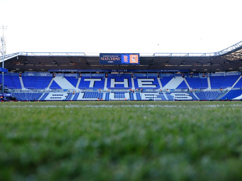 Average attendance: 27,322