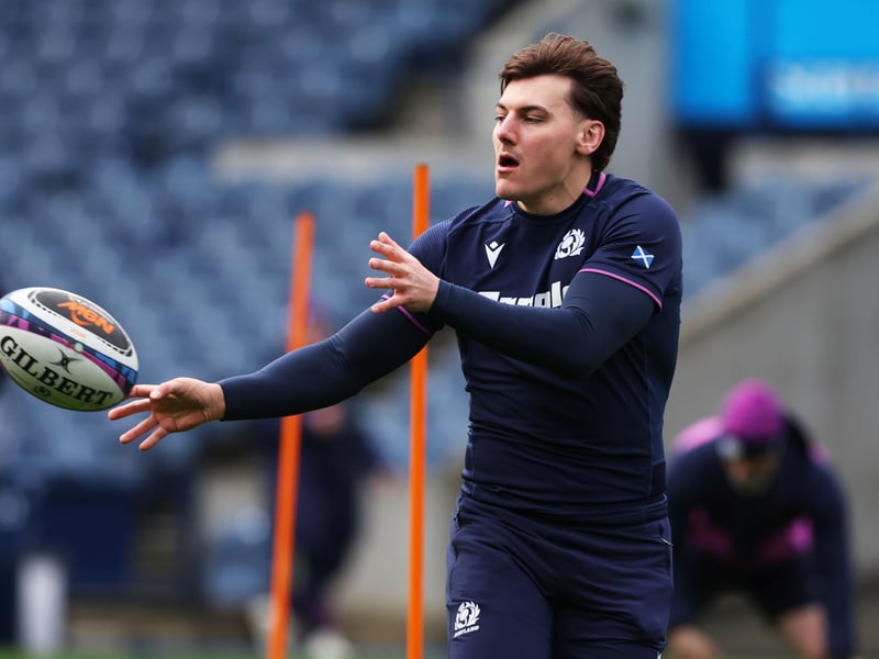 Good showing at full-back. Secure in all aspects of his game. Replaced by Graham towards the end. 7