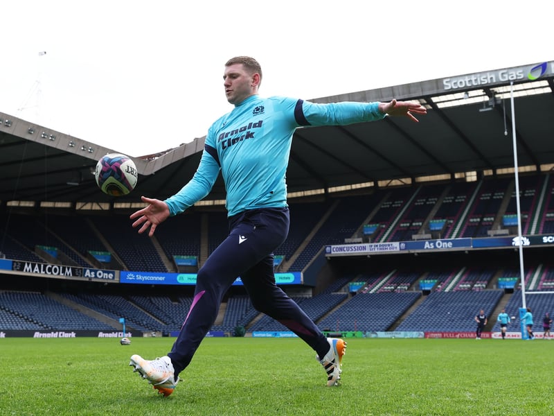 This was a masterclass from the Scottish talisman. Flawless kicking, always probing away at the English defence and carried the ball with purpose. 9