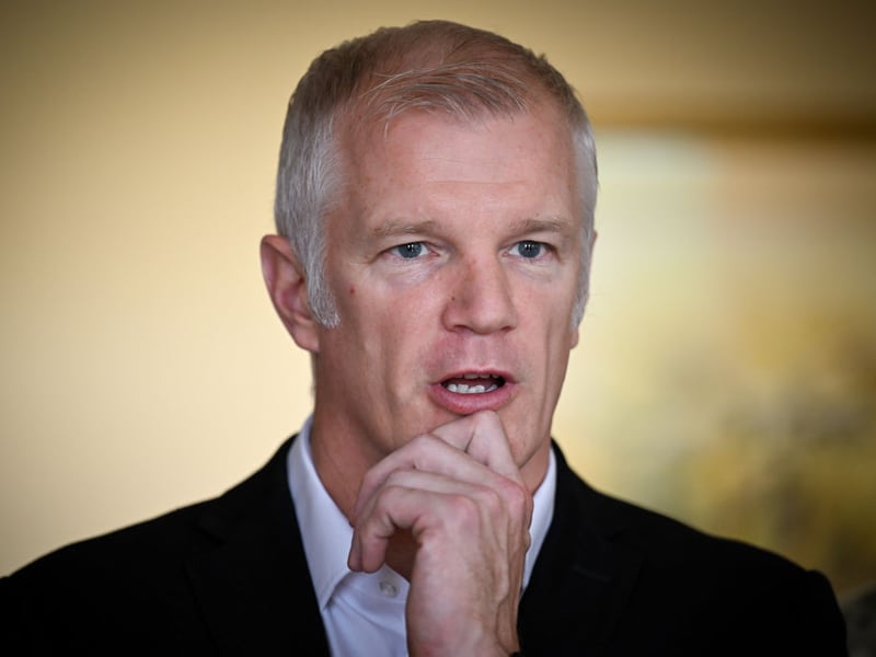 Aberdeen-born politician Alistair Carns has only been an MP since 2024, having previously been an officer in the Royal Marines. He's priced at 12/1 for the job of Labour leader.