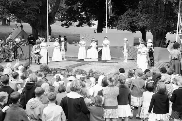 The Davidson's Mains Gala Queen being crowned in June 1963.