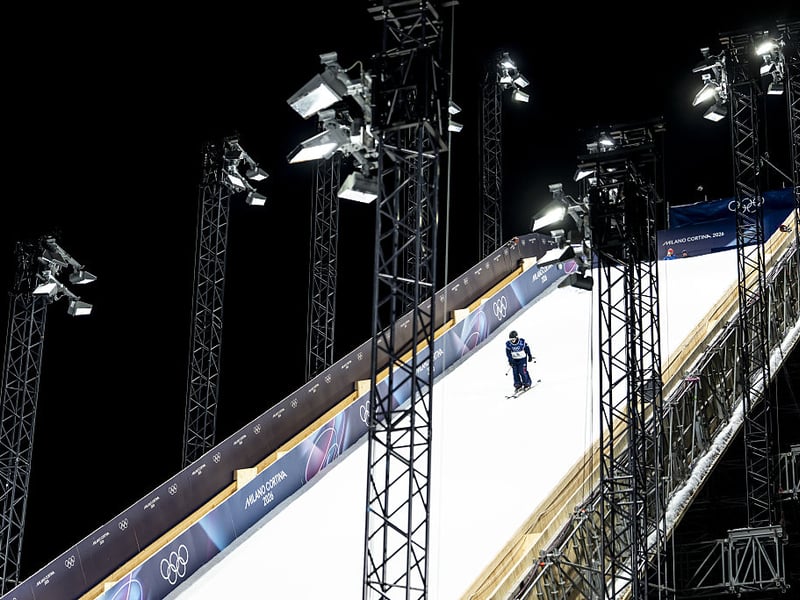 Kirsty Muir on her way to qualifying for the Big Air Final in fourth spot.