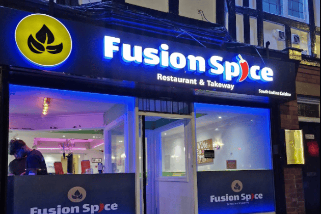 An 'absolute gem' that has quickly become a Stainbeck Road favourite. It’s praised for its incredibly welcoming atmosphere and 'first-class' Indian cuisine that manages to be both authentic and affordable. 🍴 219 Stainbeck Road, Leeds, LS7 2LR