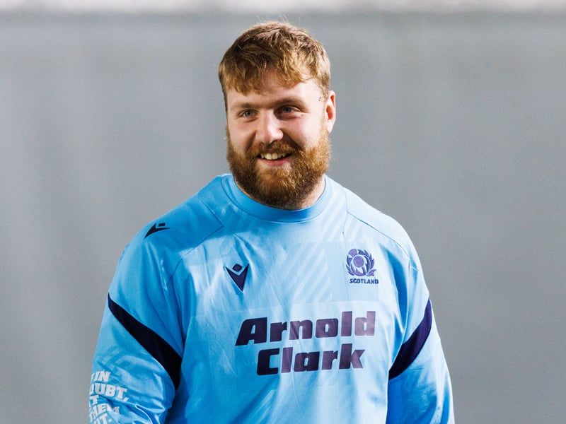 His first Six Nations start for Scotland lasted just 35 minutes as the Glasgow man was taken off for Bayliss. Part of a pack that was dominated in the opening half-hour. 4
