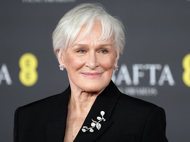 Glenn Close presented the award for Best Film.
