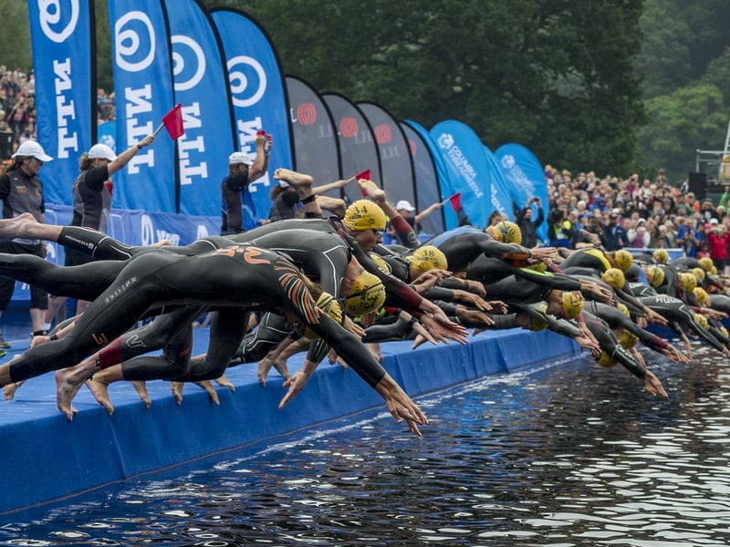 The start of the elite men Columbia Threadneedle ITU World Triathlon Series race at Waterloo Lake in June 2016.