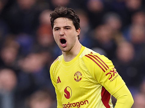 Recovered well after a shaky start when his clearance was blocked by Barry. Great performance otherwise, and he was strong from balls into his box. 