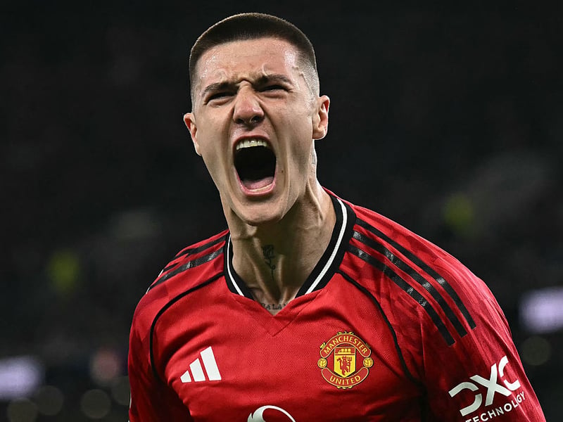 An emphatic finish to give his side the lead from the bench. What more can he do to start matches? Another excellent contribution.