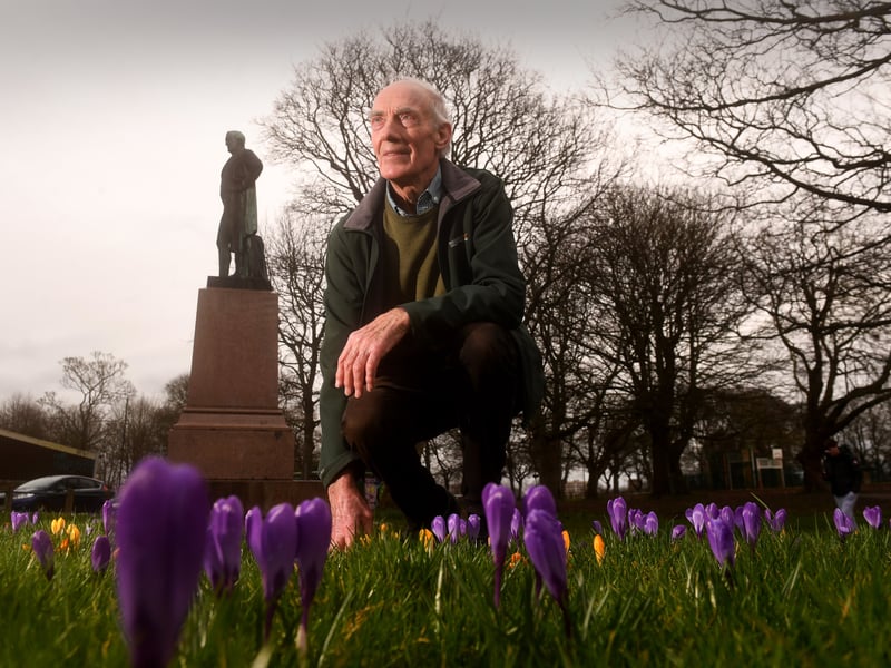 A new town shouldn't be a concrete jungle; it needs open spaces, wildflower meadows, and proper parkland. We need green 'lungs' for the city where nature isn't just a decoration, but the heart of the neighbourhood - giving families space to move and air to breathe. 