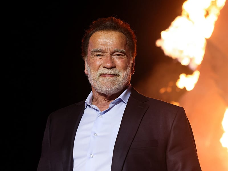 With an incredible career that has spanned body building, acting and politics, Arnold Schwarzenegger's success at everything he turns his hand to has led to him amassing an estimated fortune of $850 million.