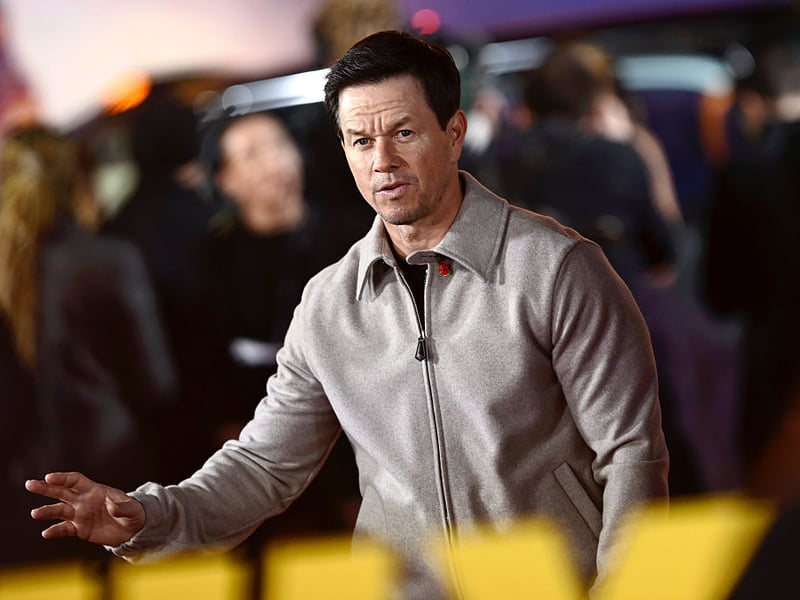 First making a splash in the 1990s music industry under his rap name Marky Mark, Mark Wahlberg has become one of the most powerful people in Hollywood, with around $400 million to show for it. His biggest blockbuster hits include Planet of the Apes, Three Kings, The Departed, and Boogie Nights.
