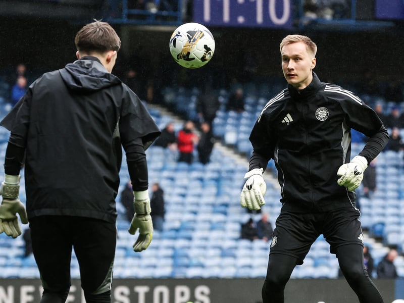 Given the nod ahead of Kasper Schmeichel, who wasn't even on the bench. Could do little about the Rangers goals, with the defence is front of him letting him down.