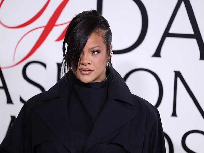 With an estimated net worth of a cool £1.4 billion, Umbrella star Rihanna is the second wealthiest pop star on the planet. Although she has made plenty from her voice, the majority of her fortune has come from her hugely successful Fenty Beauty Line.