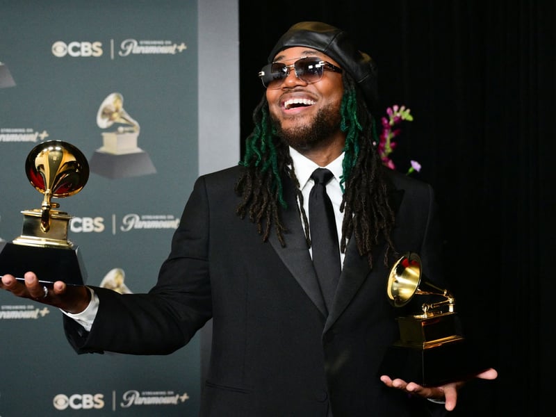 Having recently just won two Grammys, American artist Leon Thomas III – who first rose to fame on Nickelodeon show Victorious alongside Ariana Grande – is set to entertain fans with a headline show at SWG3 Galvanizers on Sunday, March 29. 
