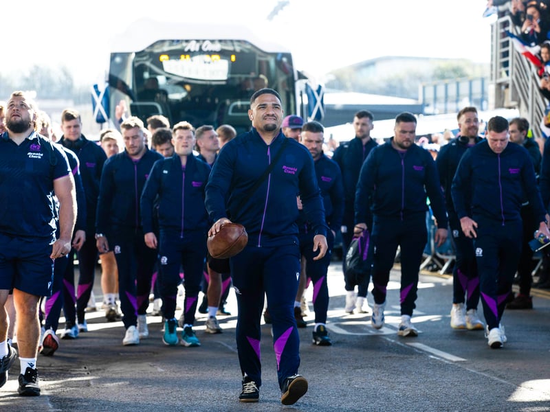 The captain had the ball pinched off him by Dupont for France's opening try. It was his only negative moment. Led from the front, carried with purpose and was a monster in defence. 8