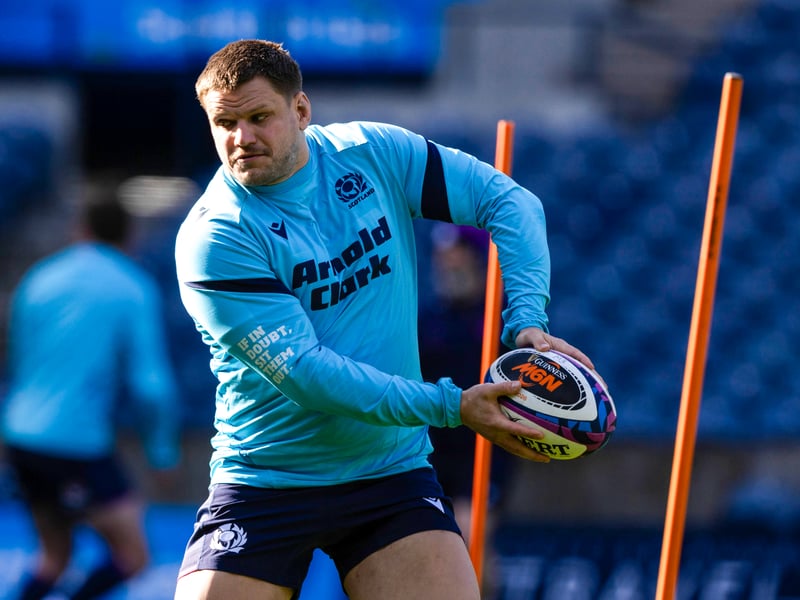 The lineout was far more accurate than in previous Six Nations matches. Turner was a big part of it. However, his coup de grace was a magnificent reverse pass to set Steyn in for his try. Really strong display before coming off for Ashman. 9
