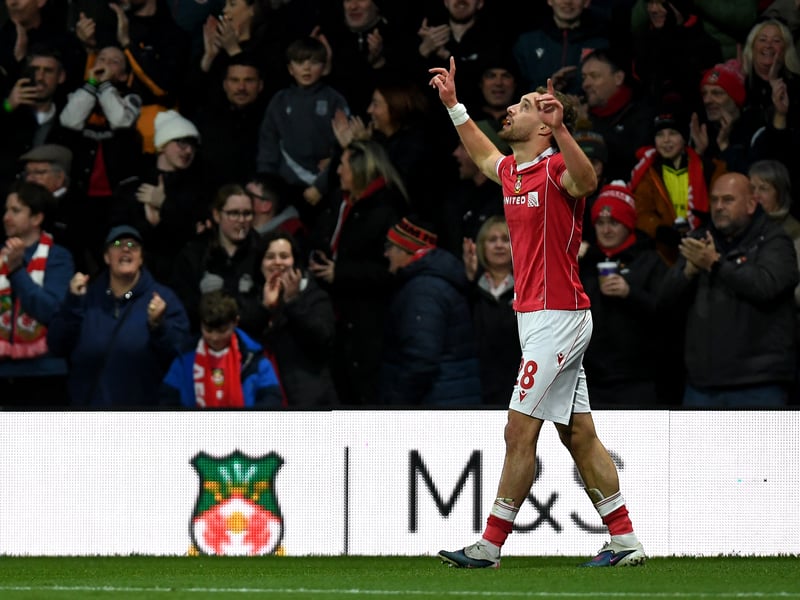 Wins: 8;
Draws: 6;
Losses: 4;
Points: 30.
