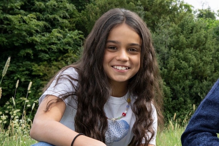 English child actor Arabella Stanton has been cast as Hermione Granger in the new Harry Potter television series. She will be making her screen debut, but has a fair amount of experience on stage. Her biggest role to date is as Matilda Wormwood in Matilda the Musical in London’s West End from 2023 to 2024. She has also starred in Andrew Lloyd Webber’s play Starlight Express as the narrator Control.