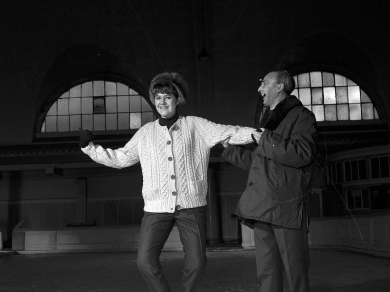 British actress Lynn Redgrave laces up her ice skates at Haymarket ice-rink in November 1965.