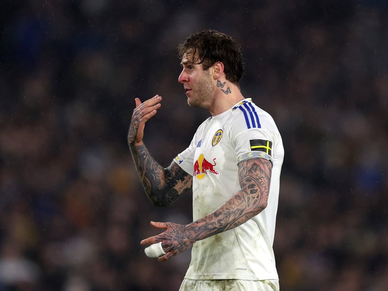 Should get more chance to embrace the right-back role of his hybrid position, having been pinned back at Palace for large parts. Covering pace will be important too against a good counter-attacking opponent.