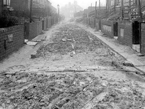 Unmade Back Model Road, off Hall Lane, pictured in March 1941.
