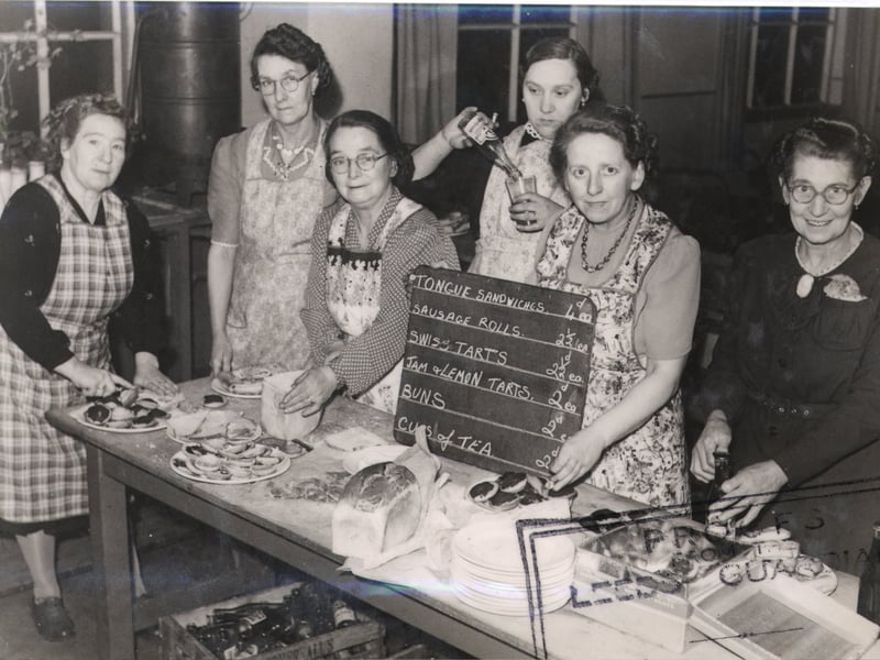 Volunteers at Hunslet Boys Club in 1948.